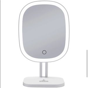 NEW Impressions | LED Makeup Mirror